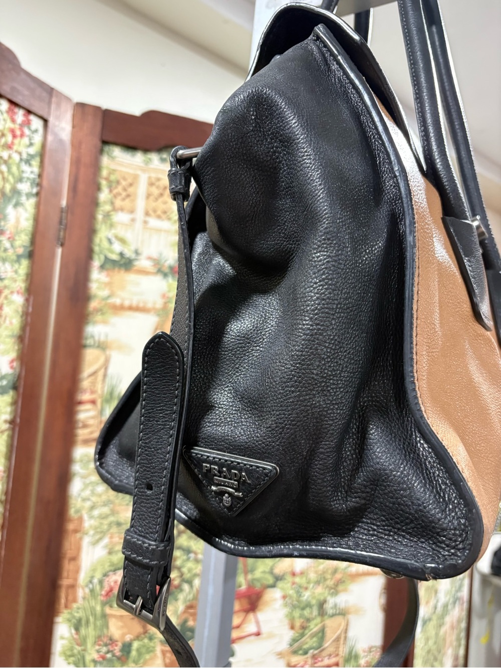Prada Glance Pomice Two-Tone Tan and Black Leather Satchel - Picture 5 of 16